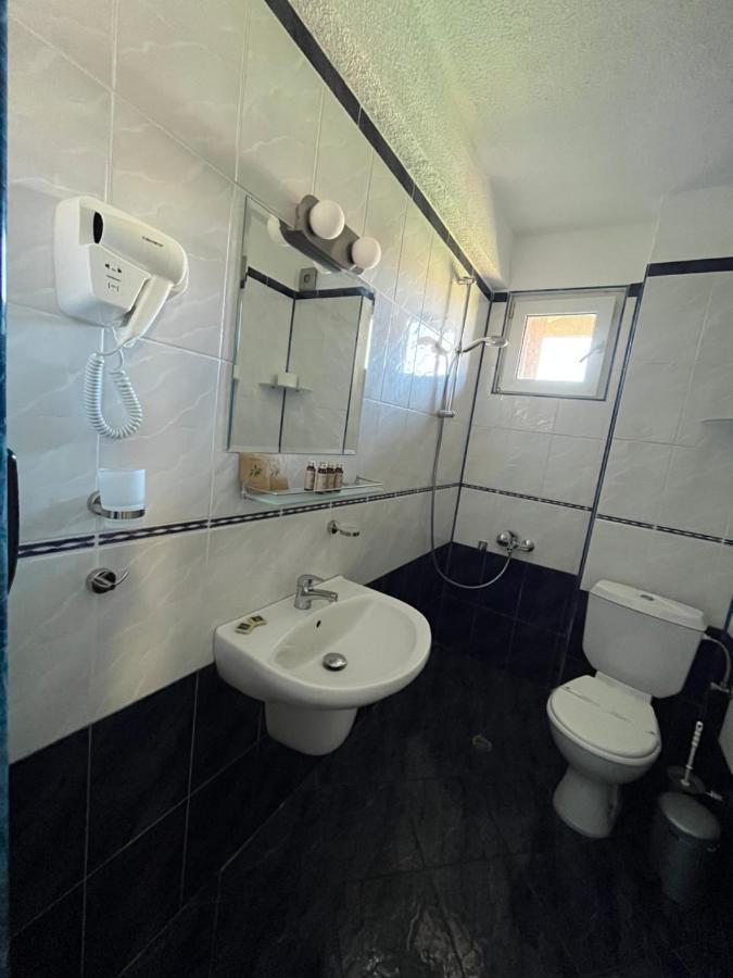 Satmar Hotel Лозенец Екстериор снимка